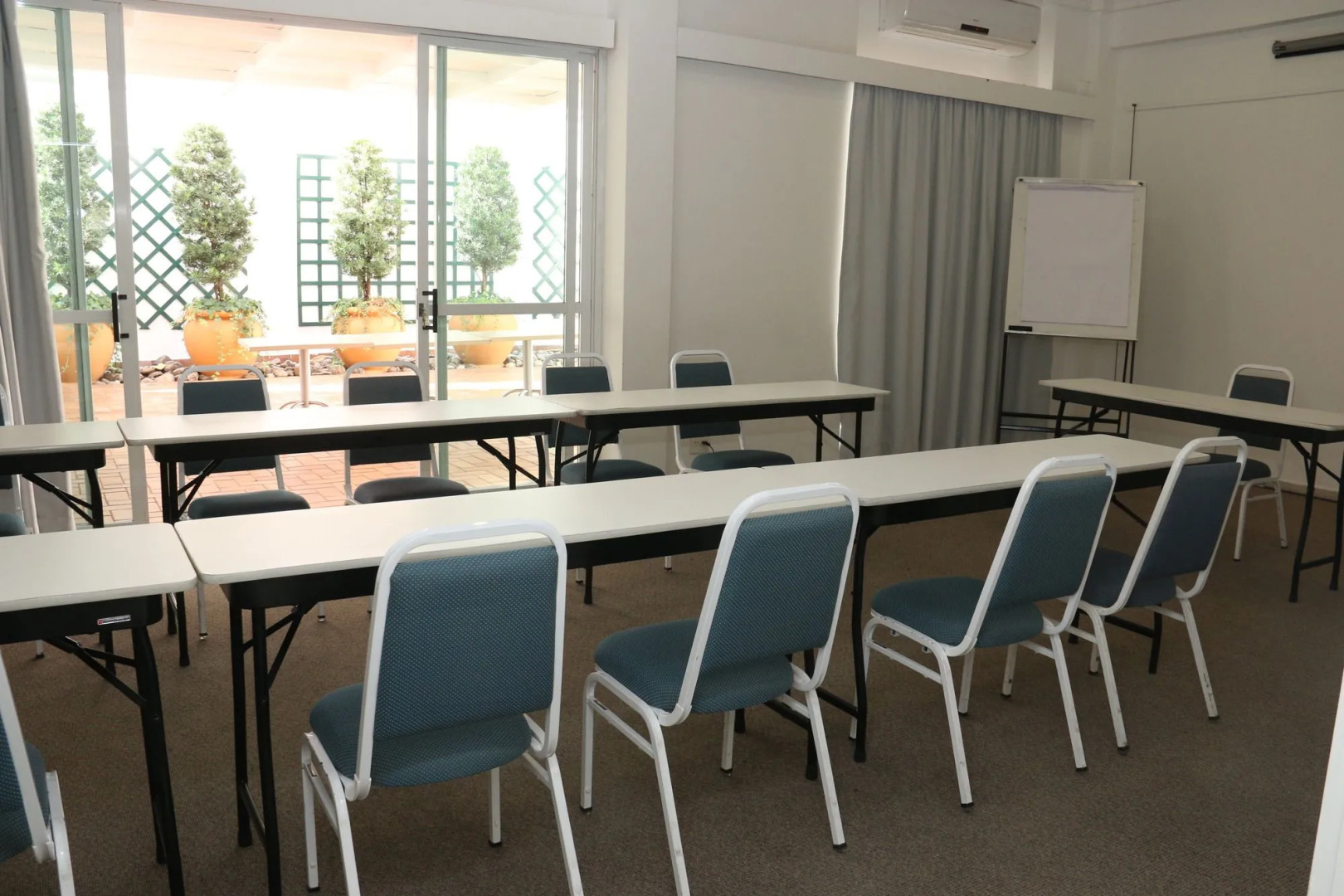 Vitória Hotel Residence Newport