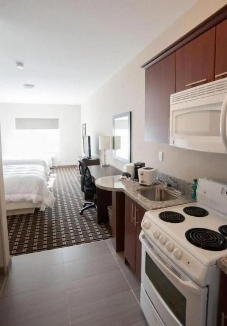 Carlyle Western Star Inn & Suites