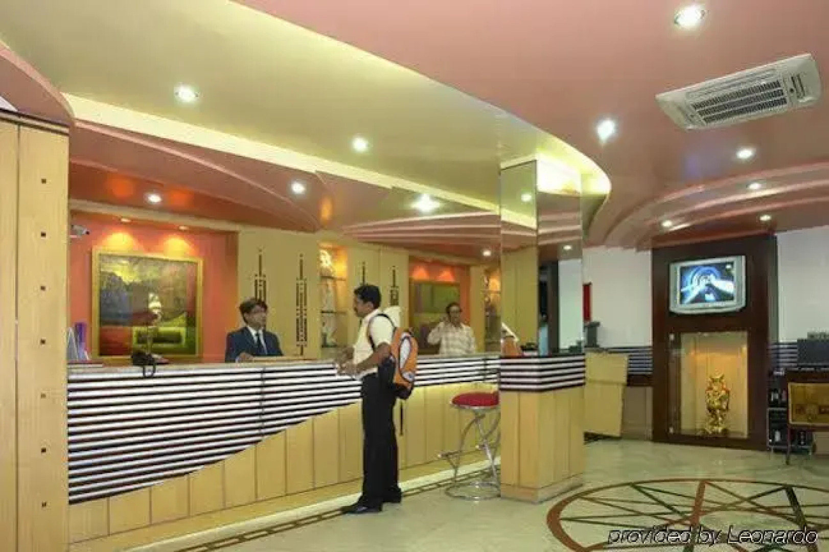 Hotel Sun City by OYO