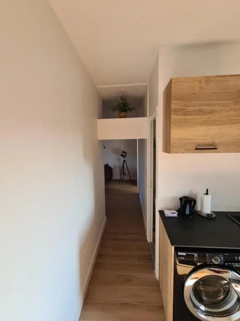 L'industriel, Spacieux T2 Refait a Neuf