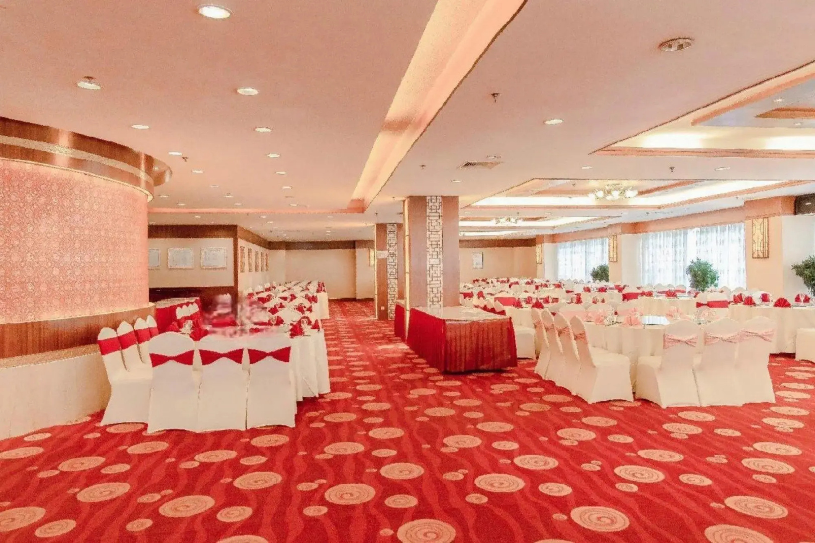 Chuxiong WeishengXiongbao Hotel