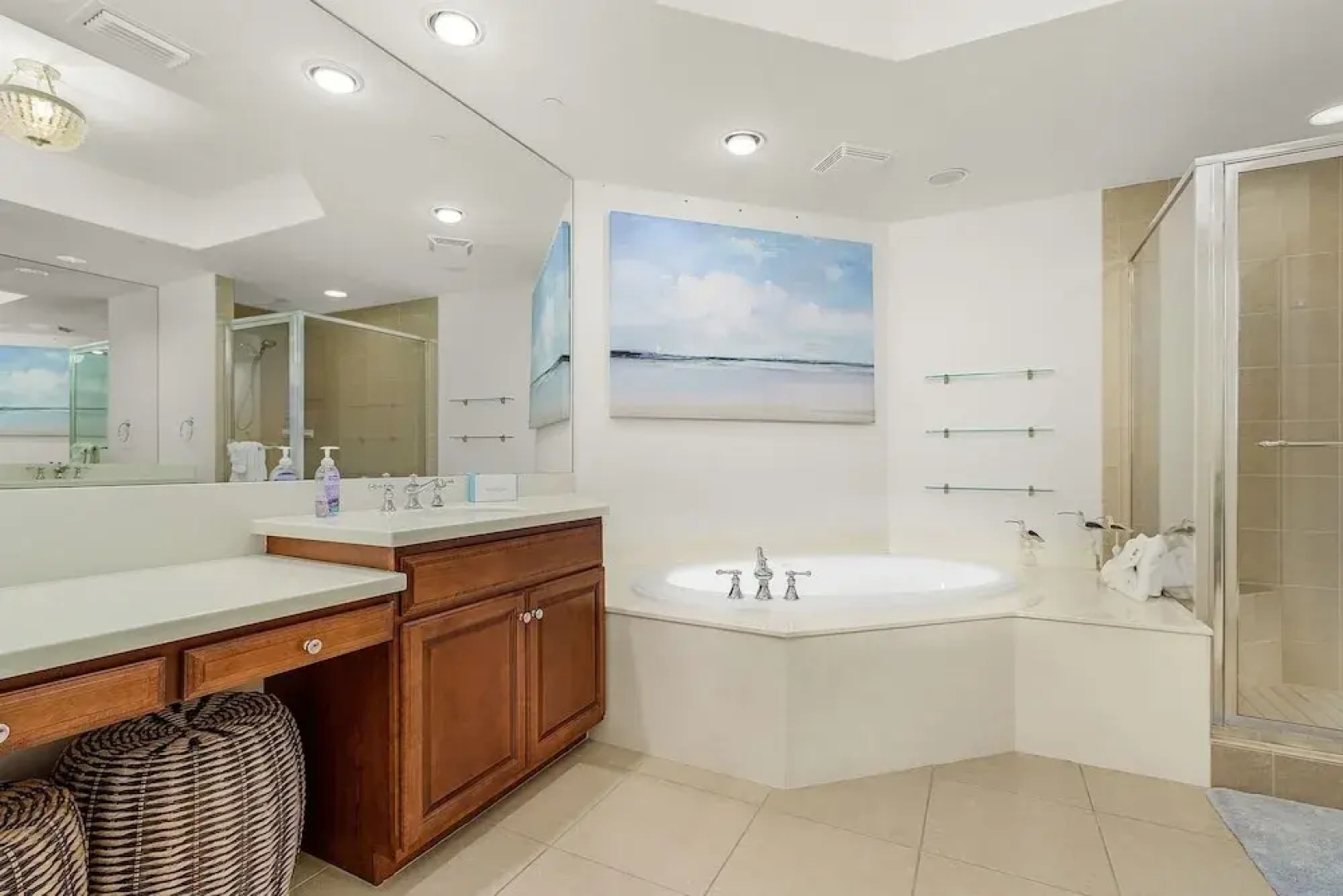 Waterside #835: Bayscape Bliss 3br/2ba Condo W/ Pool! 3 Bedroom Condo