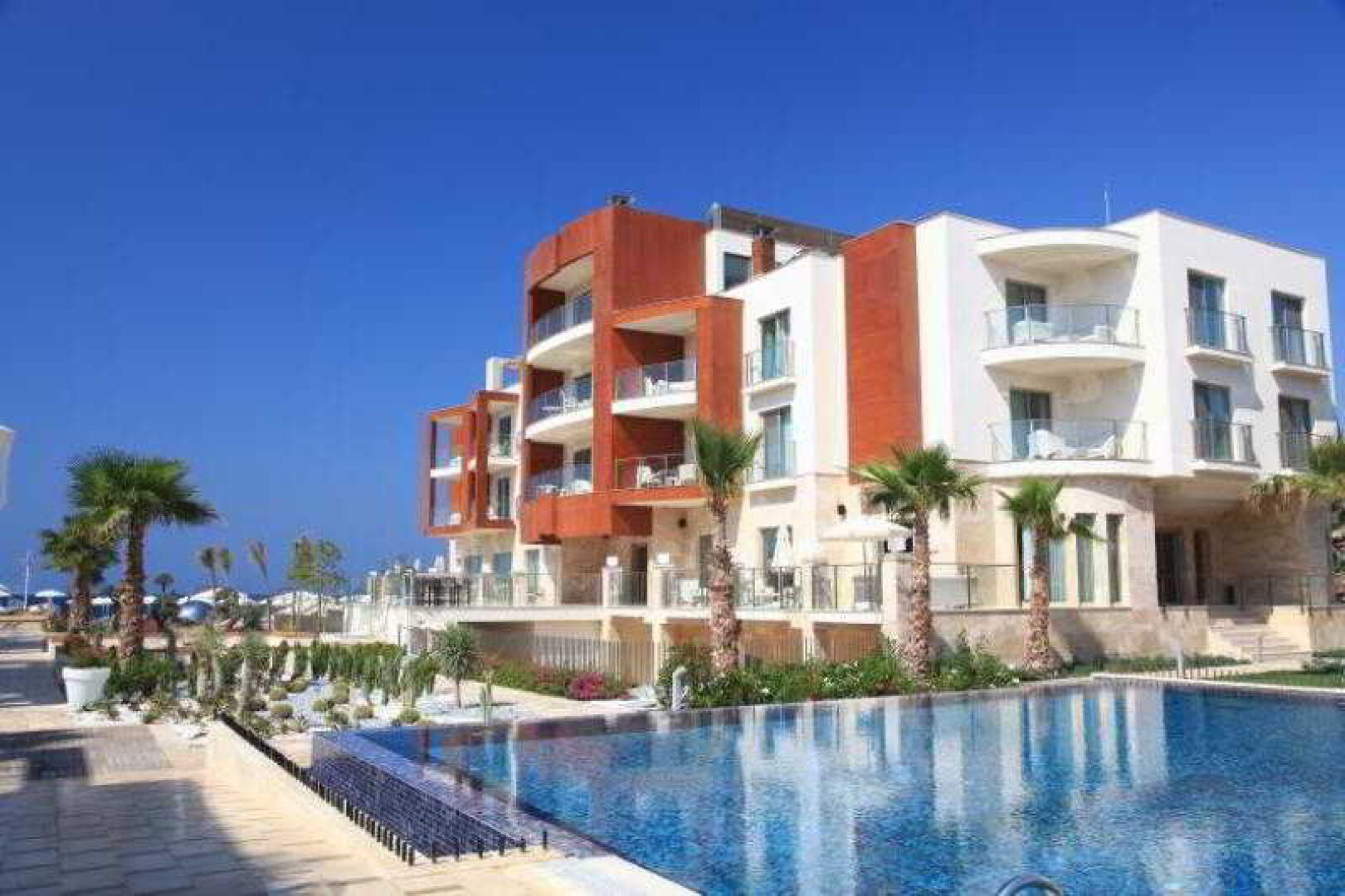 Sundance Residences & Suites Hotel