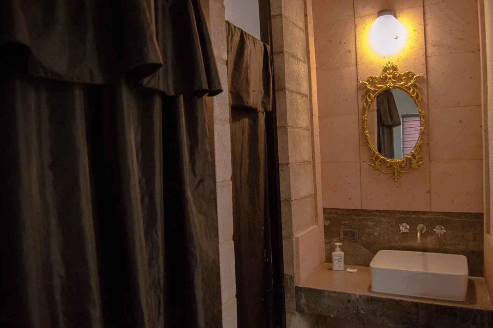 Paqui Bed & Breakfast