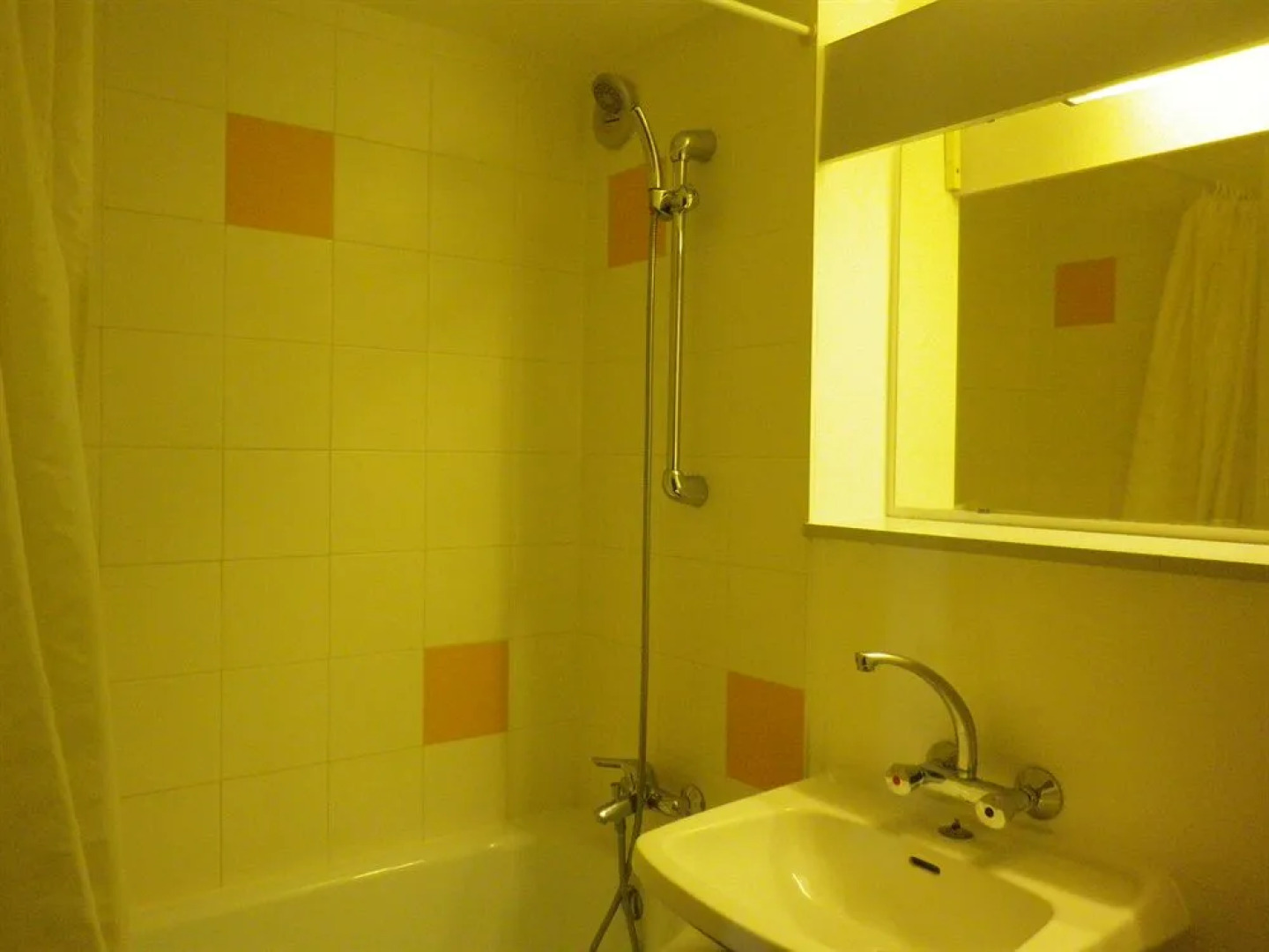 Hôtel Amys Grenoble-Voreppe