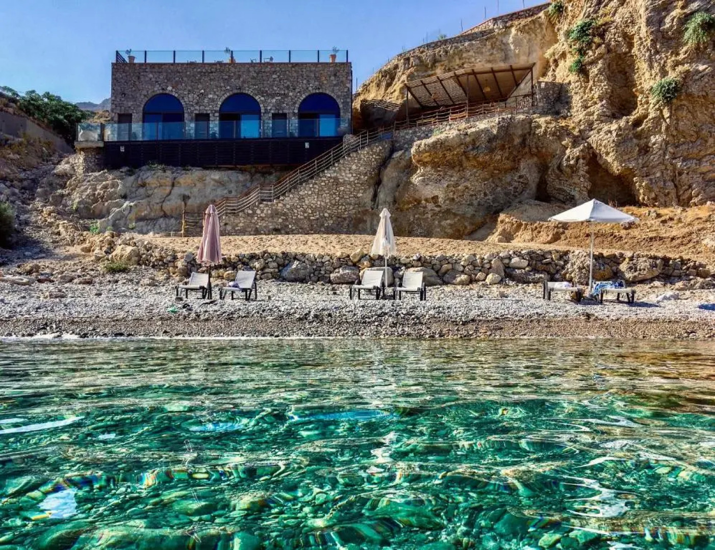 Stone Luxury Suites - Adults Only