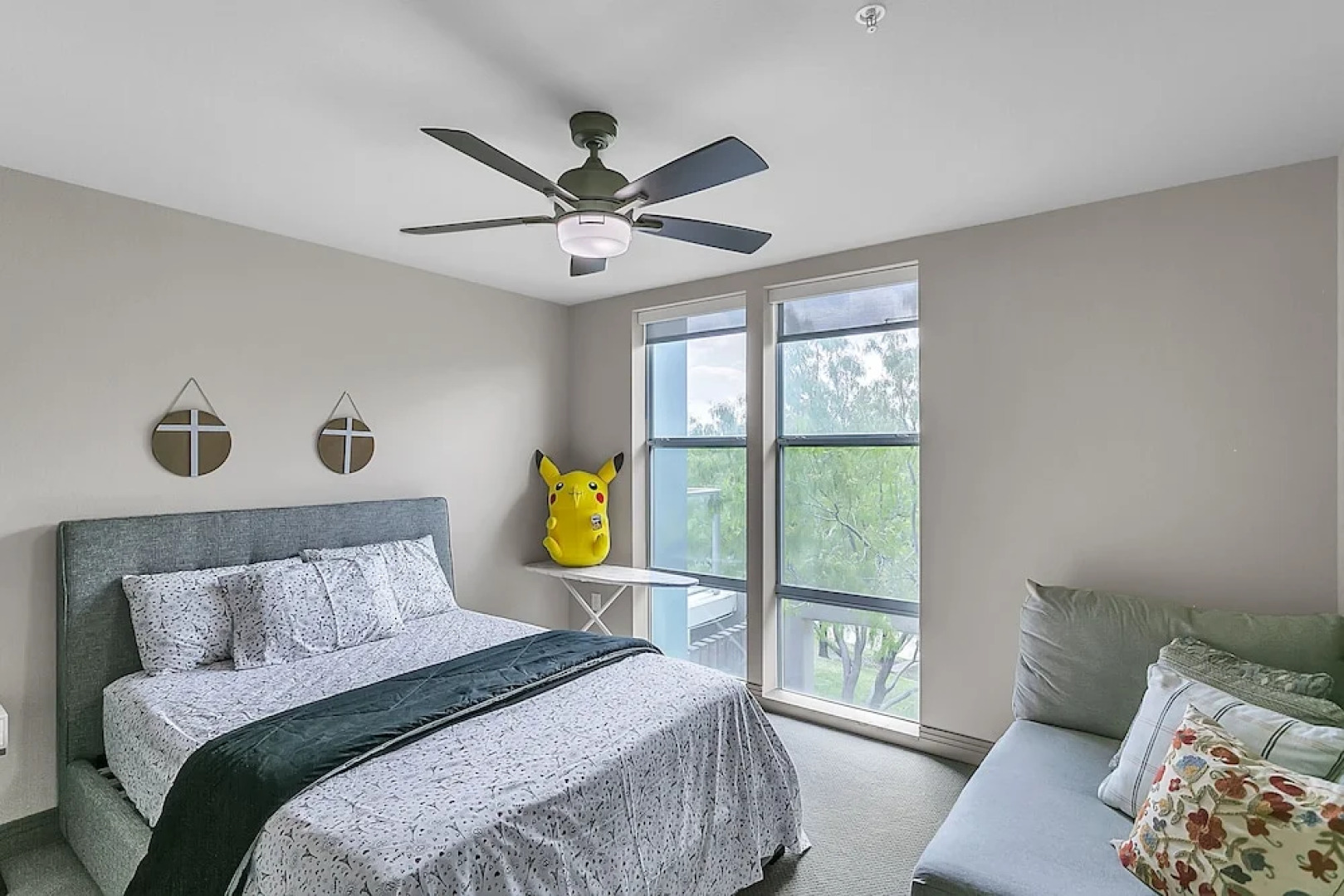 Cozy Condo Nature,park &lakeview 2 Bedroom Condo