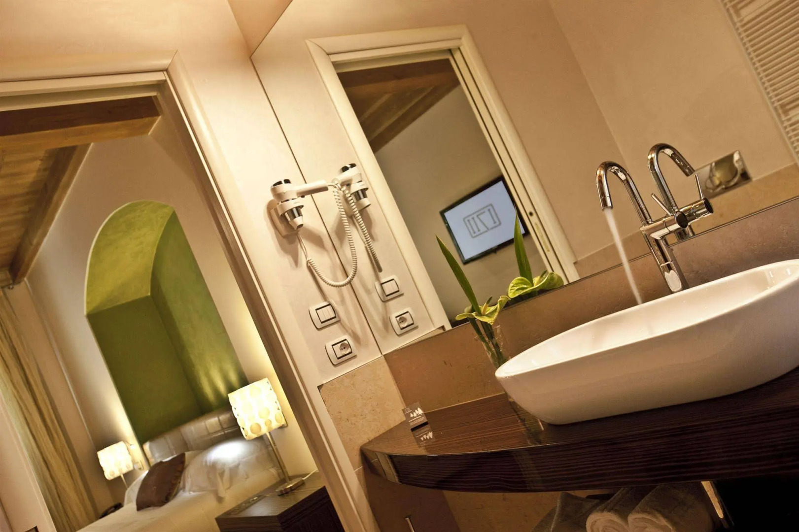 1711 Ti Sana Detox Retreat & SPA