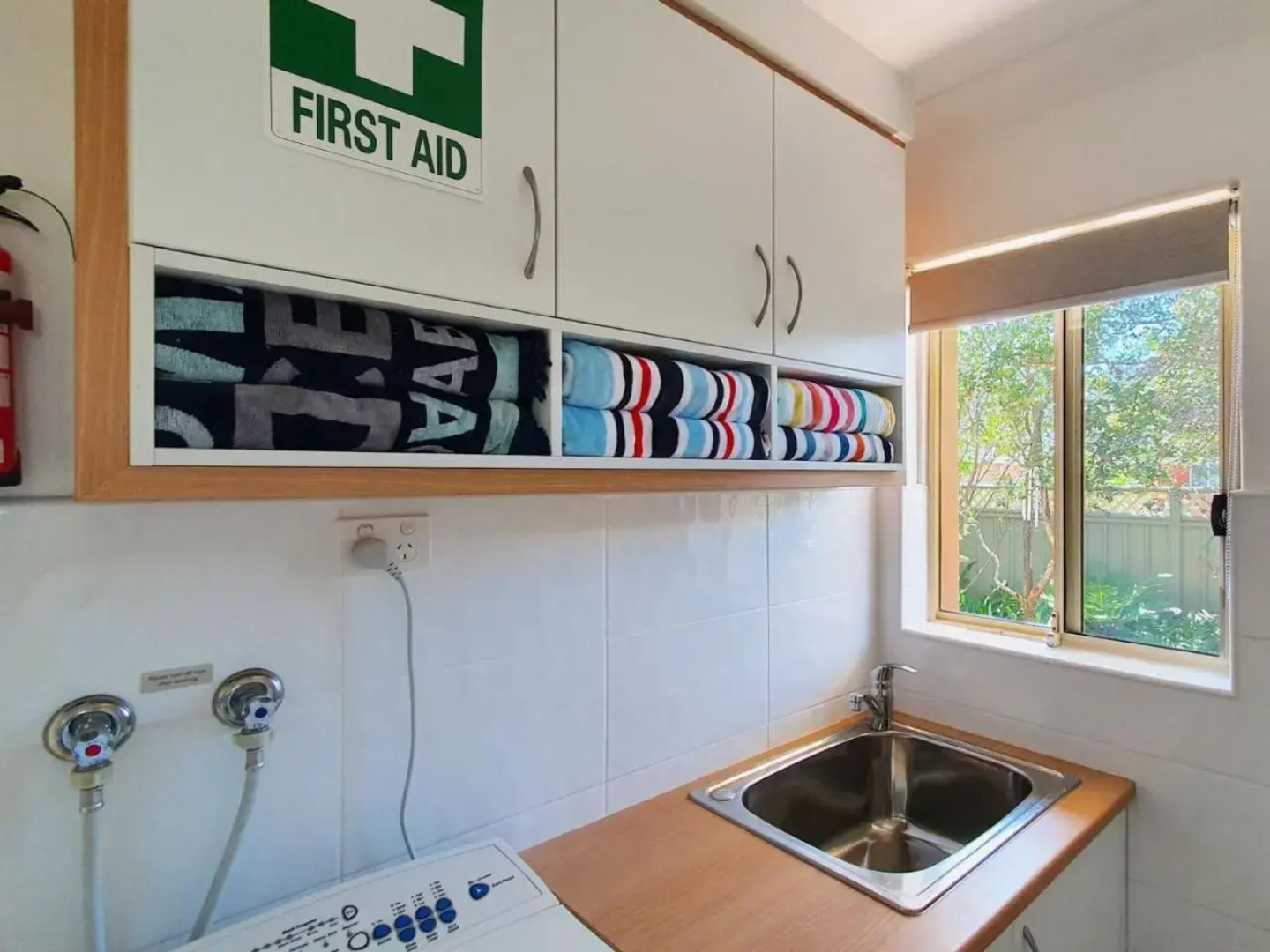 Pelican Beach House 2 Macleay Street