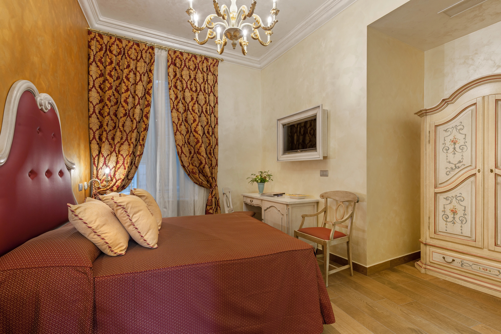 Relais Empire