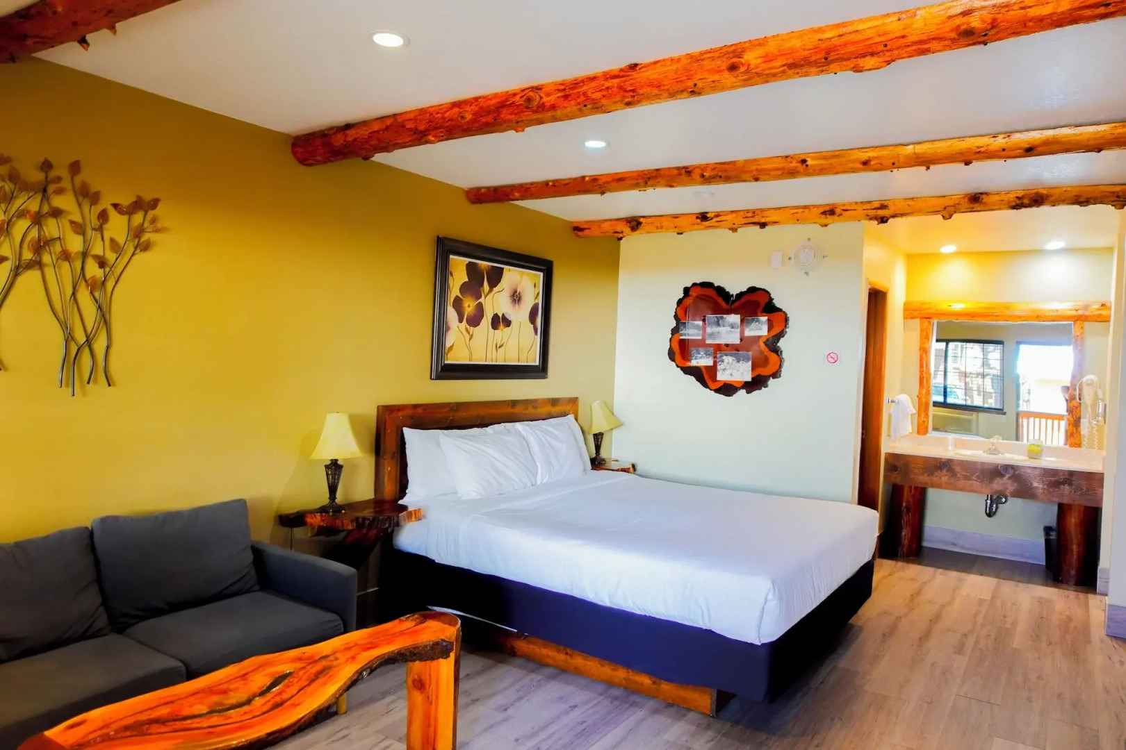 Sleepy Hollow Cabins and Hotel