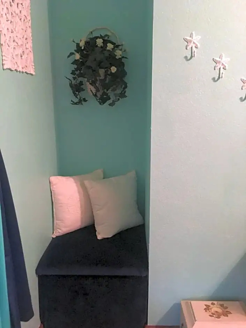 The Perry Riverhouse