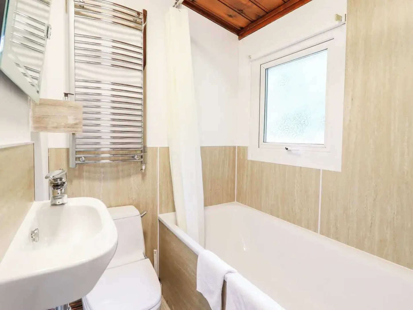 Chalet 2