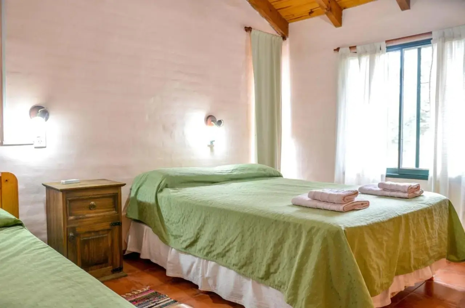 Cabañas Verde y Blanco
