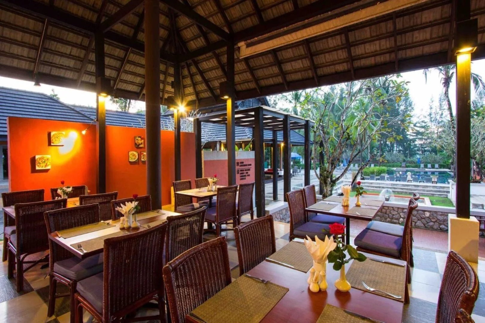 Palm Galleria Resort