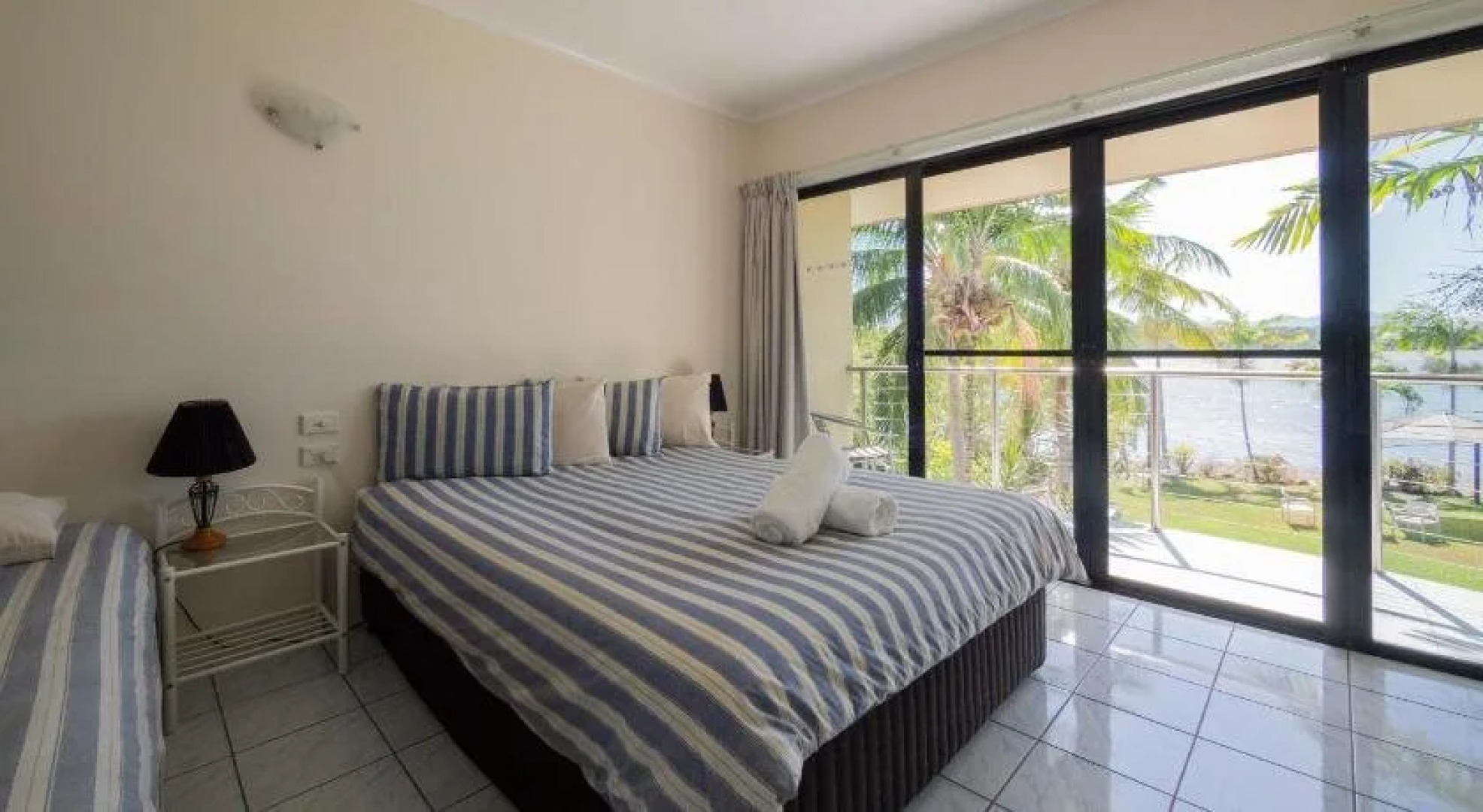 Hinchinbrook Marine Cove Resort