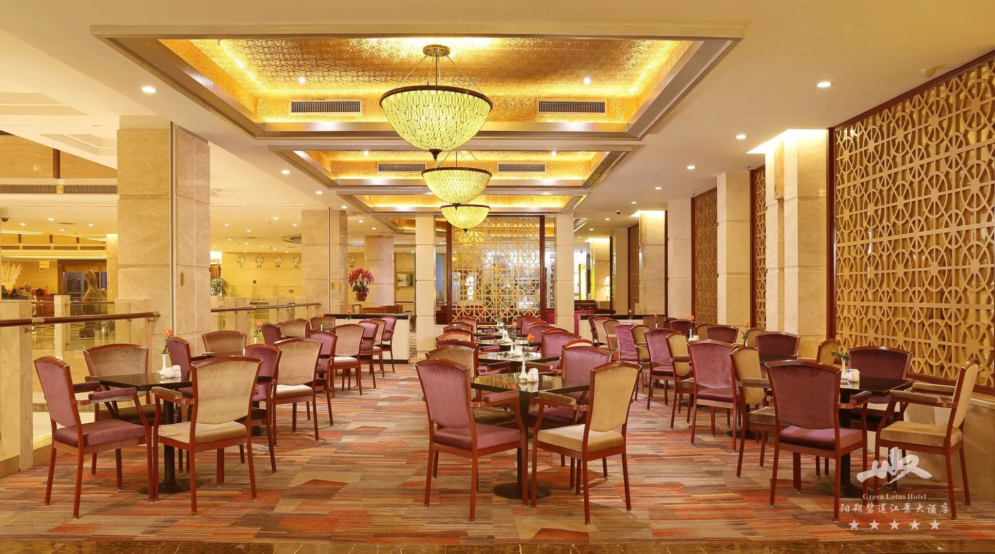 Green Lotus, River View Hotel