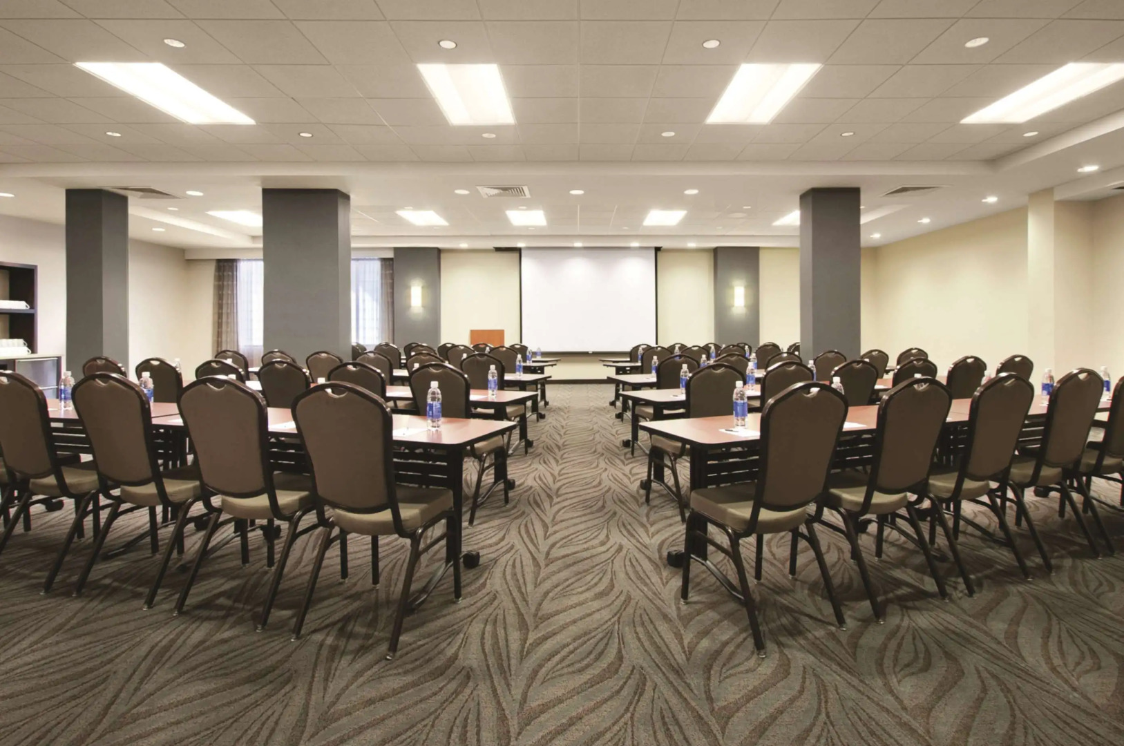 Hyatt Place Waikiki Beach