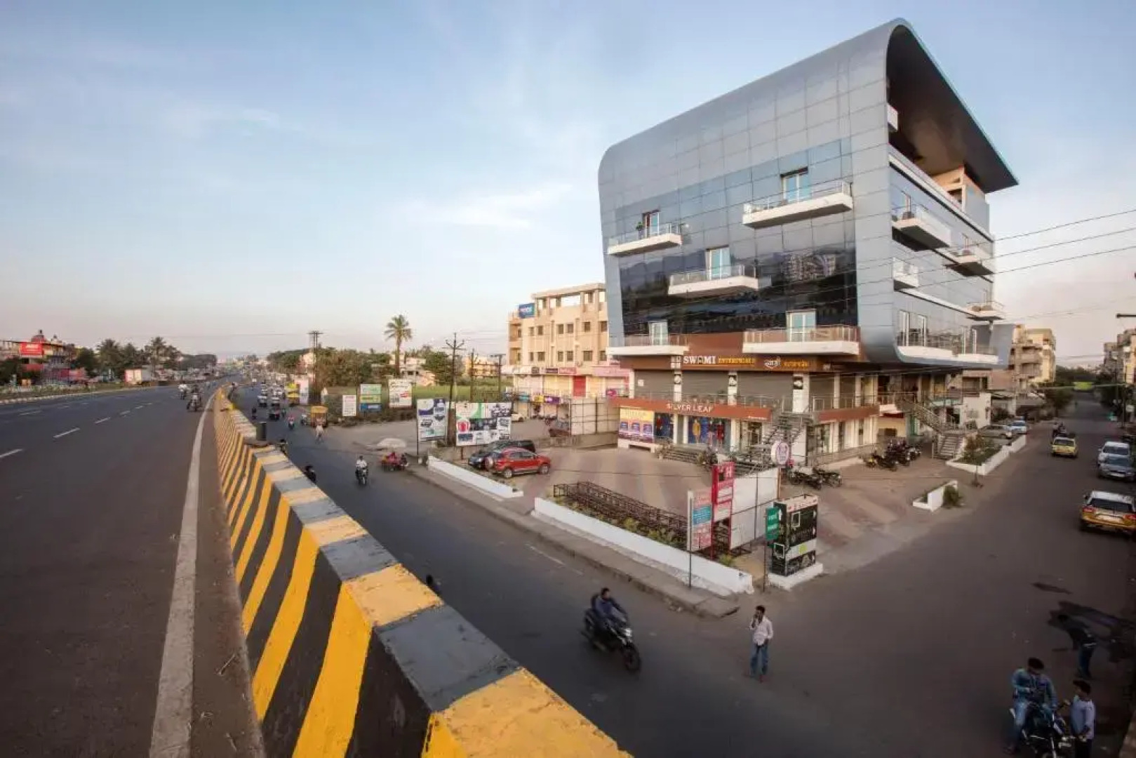 Sapphire Premium Hotel & Suite