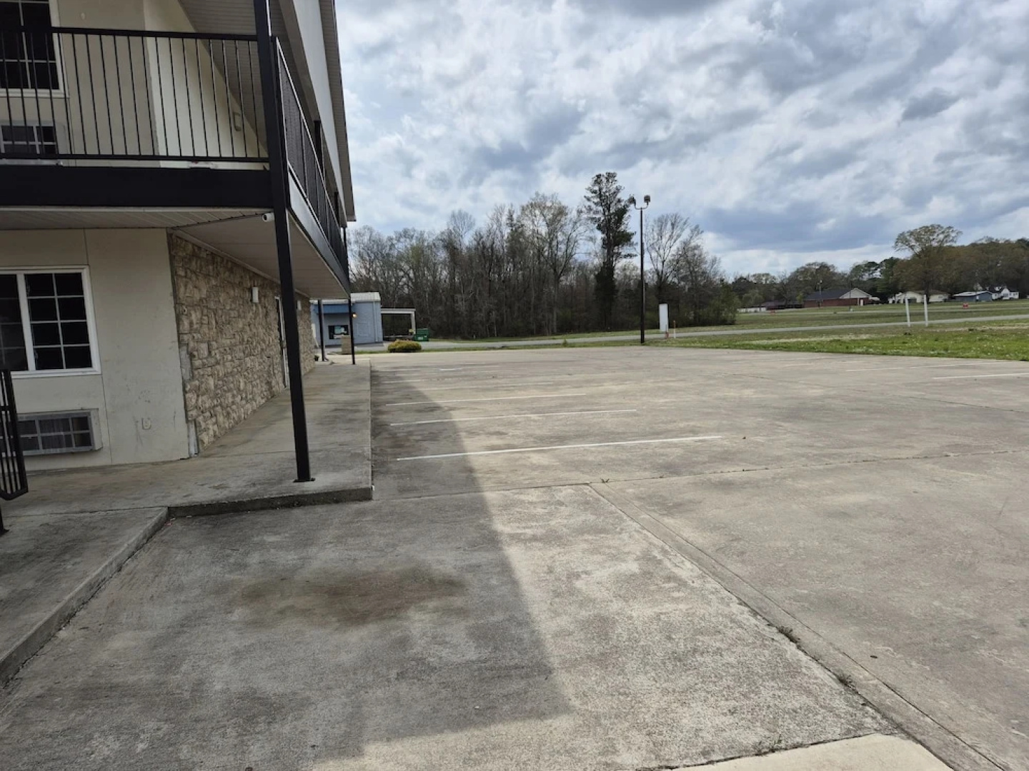 General Bragg Inn & Suites By OYO Chickamauga