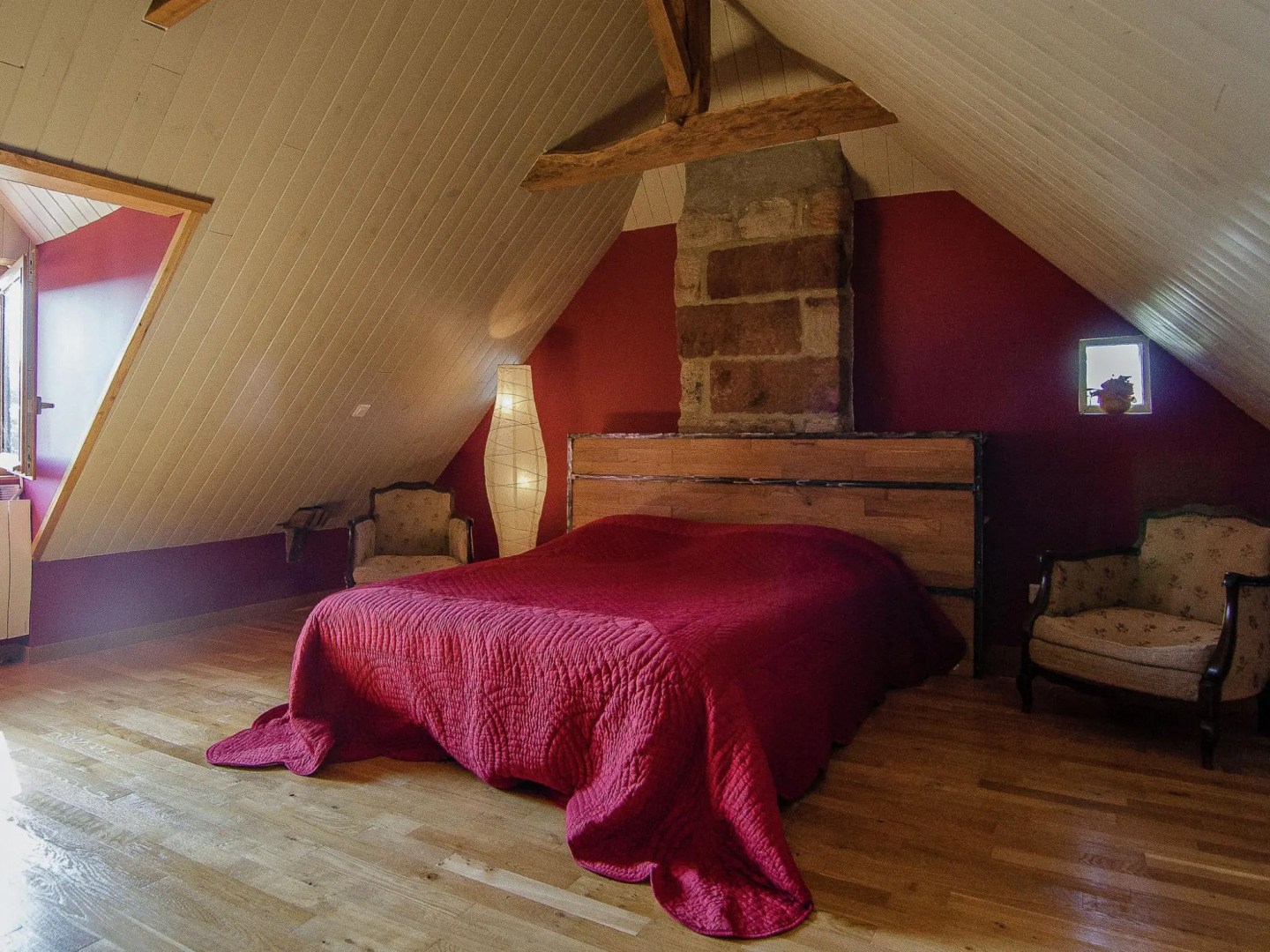 Classy Holiday Home in Saint Bonnet la Riviére With Garden