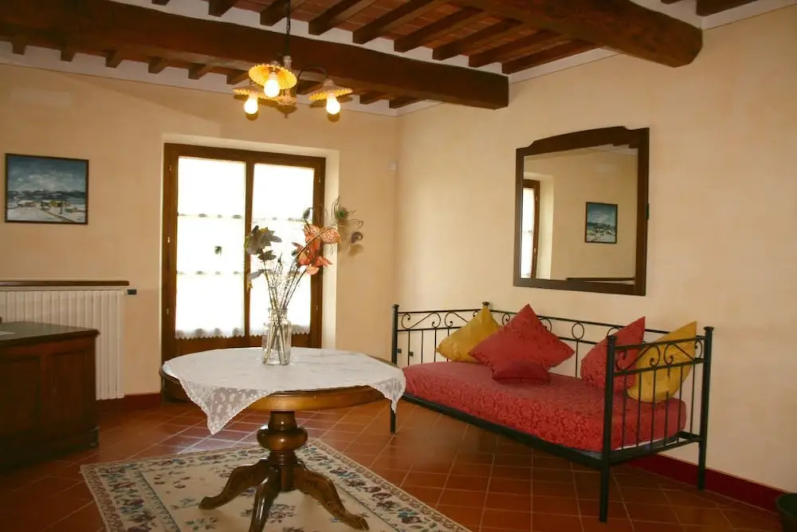 Private Villa with AC, private pool, WIFI, TV, terrace, pets allowed, parking, close to Arezzo