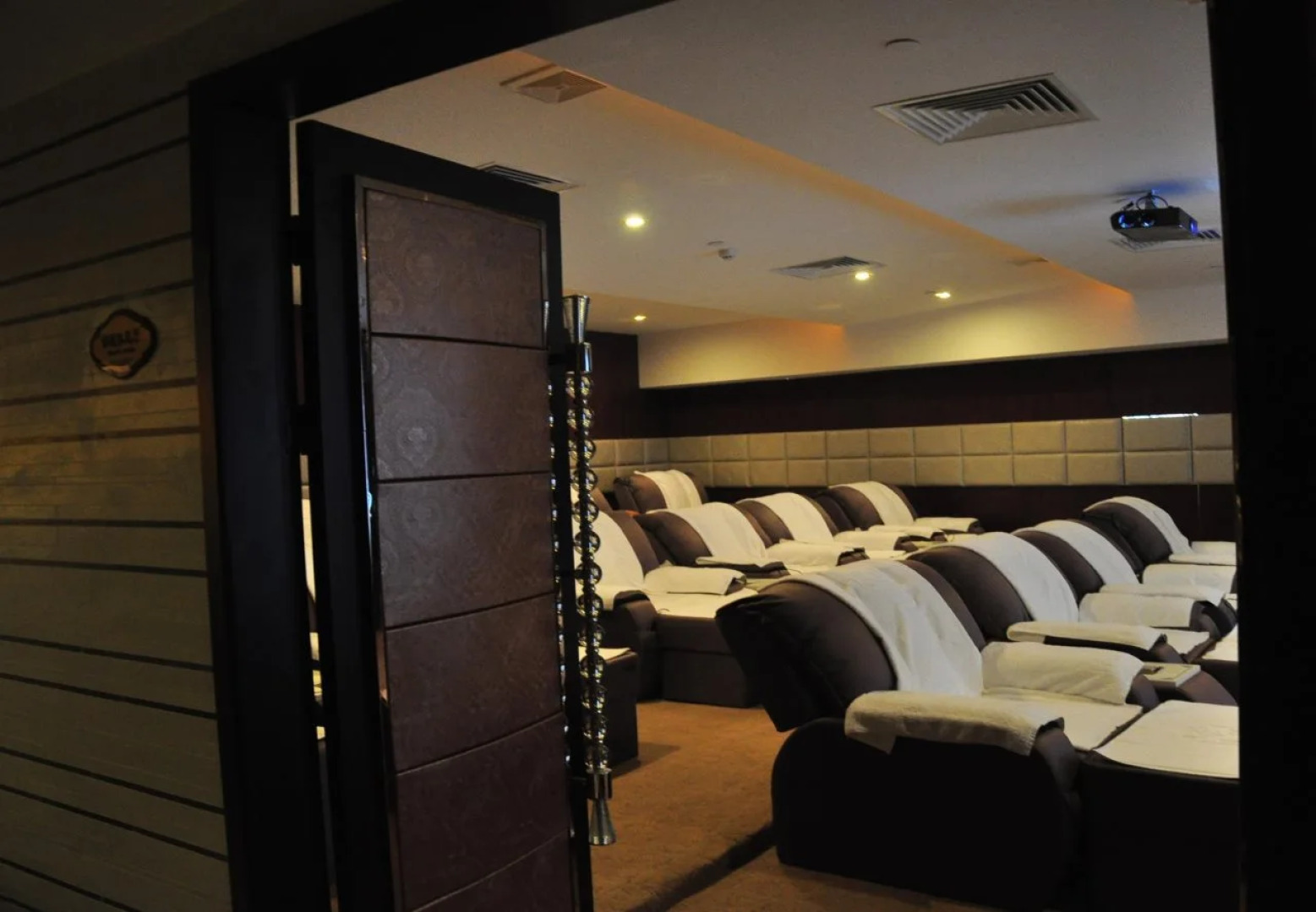 Meigaomei International Hotel