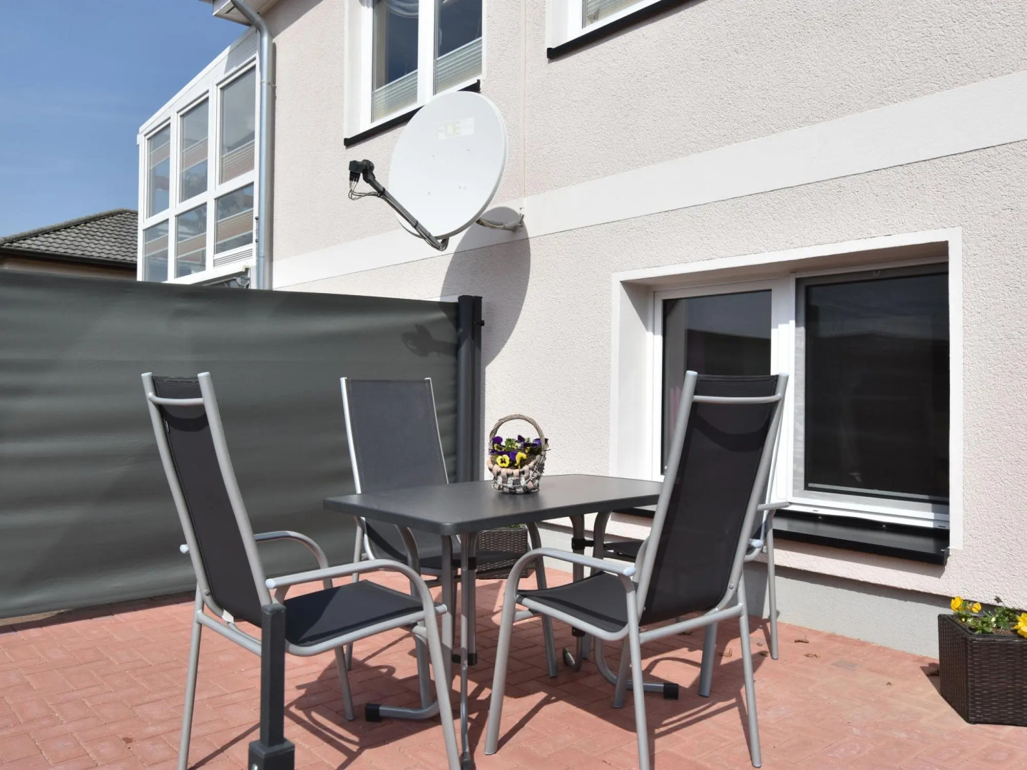 Wohnung mit Terrasse in Warnkenhagen