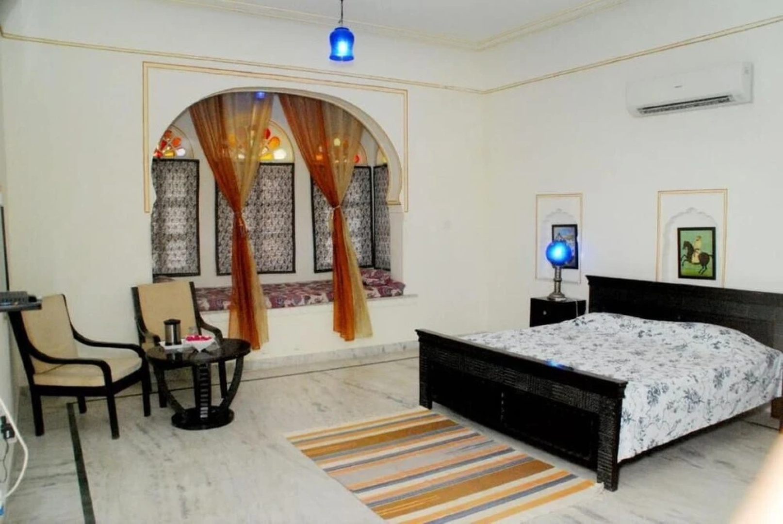 Hotel Dhula Garh