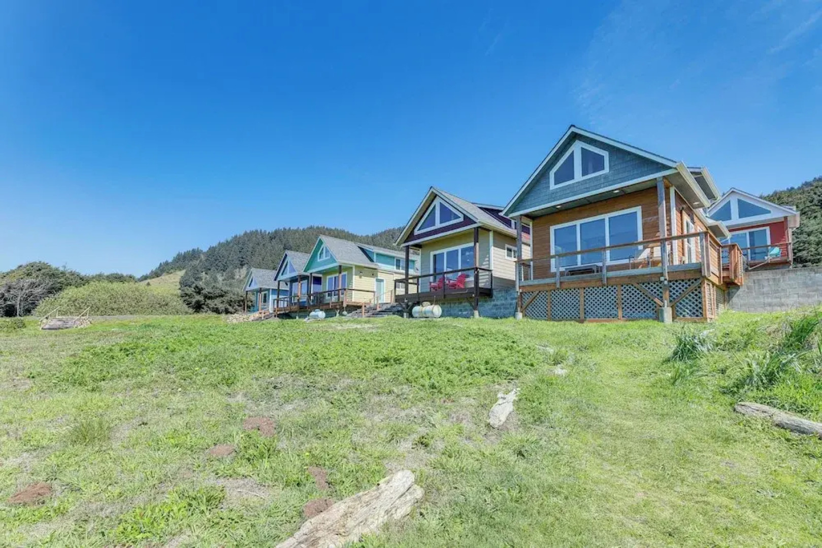 Peaceful Winter Retreat: Oregon Coastline Beach!