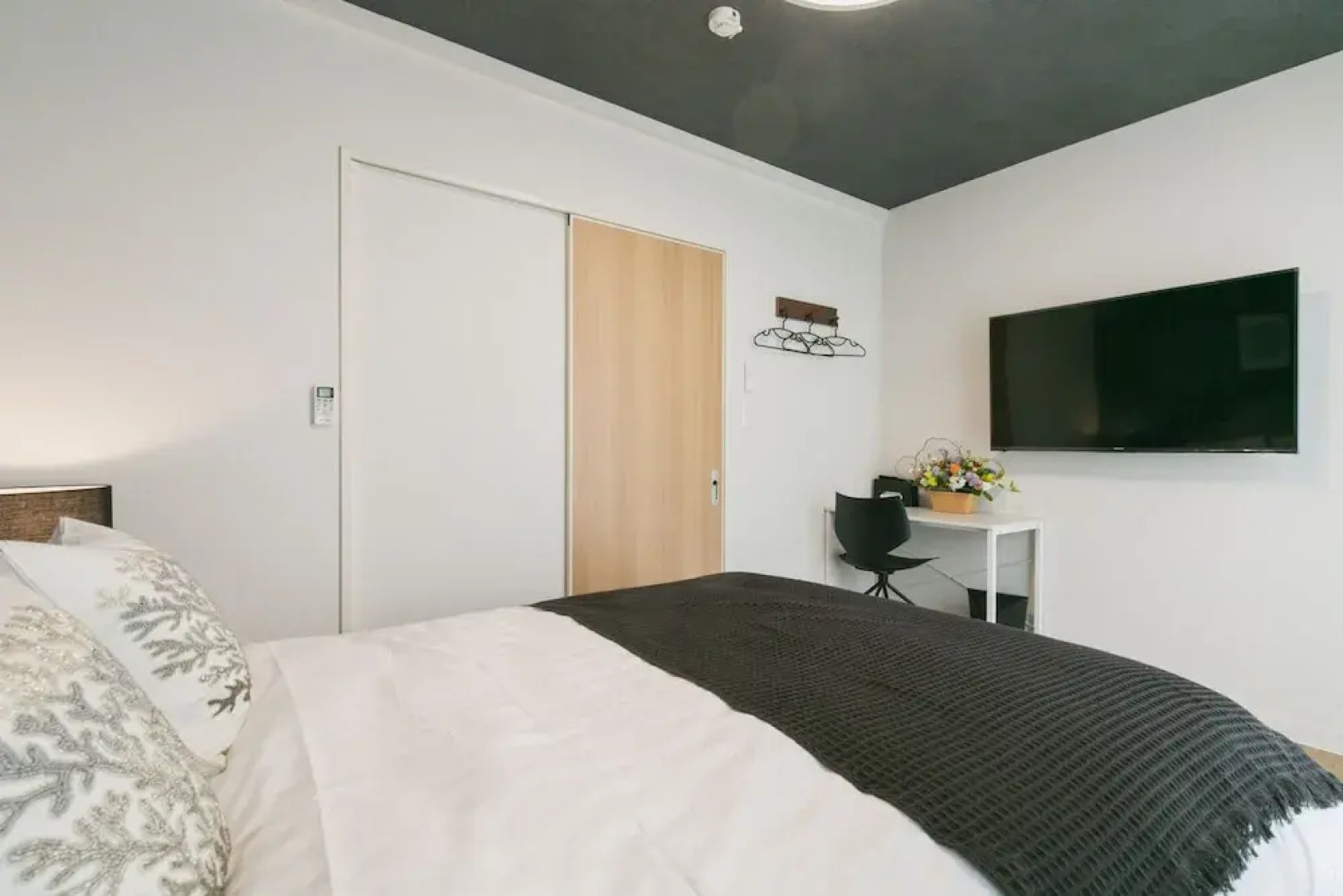 Sunset Breeze Chatan