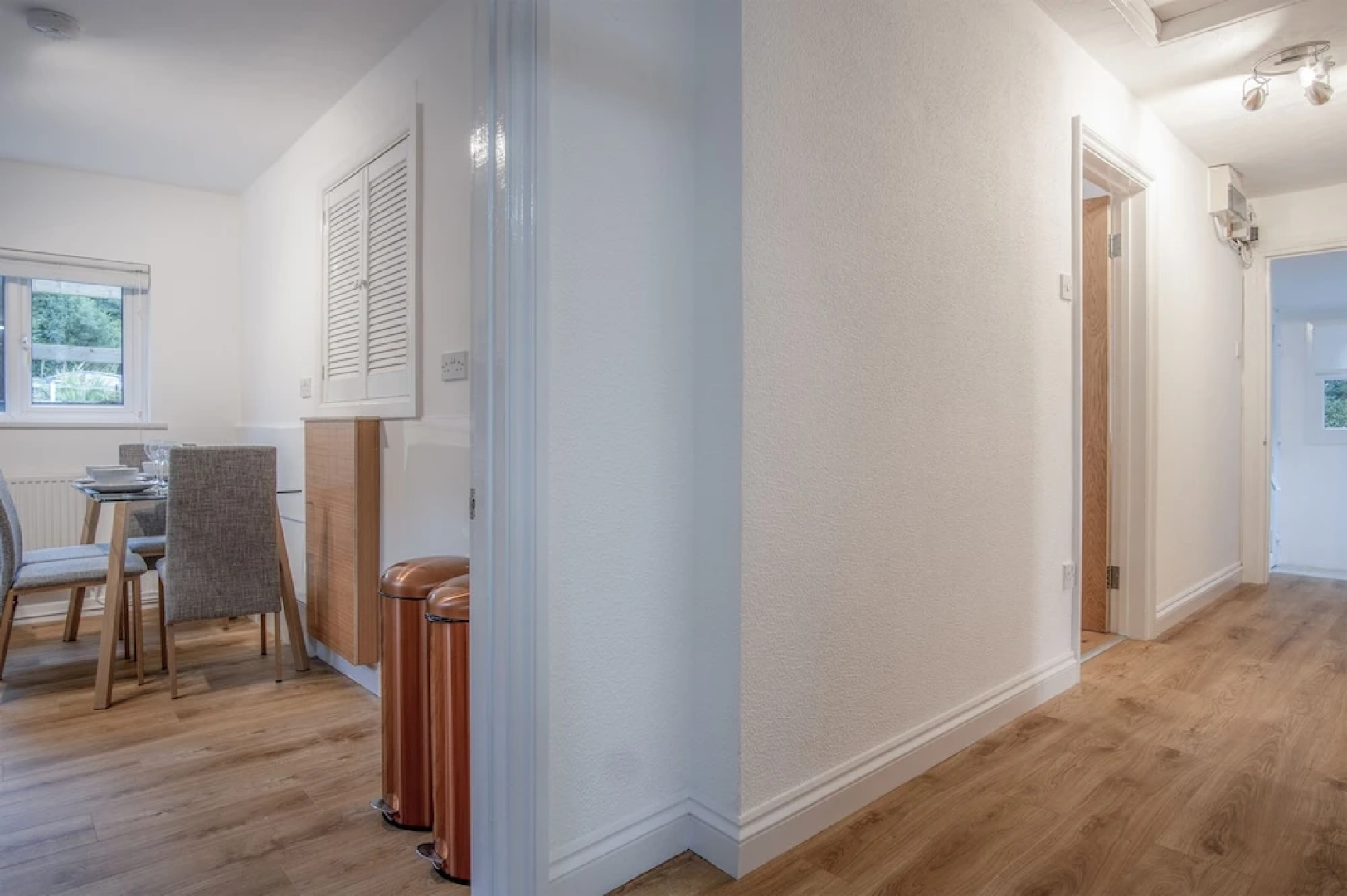 Holloway - 2 Bedroom Cottage - Stepaside