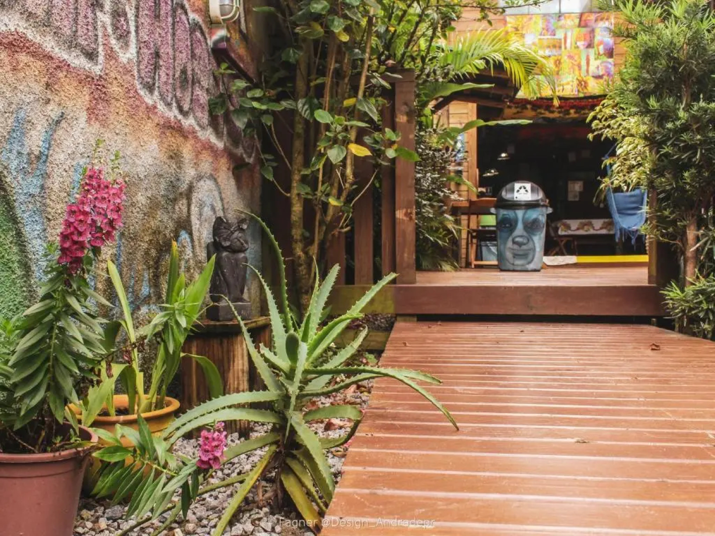 Guarda Encantada Surf Hostel