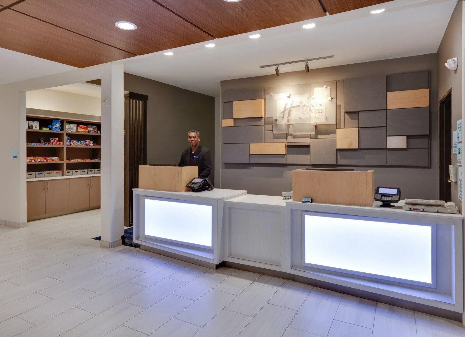 Holiday Inn Express Hotel & Suites Dallas - Duncanville by IHG