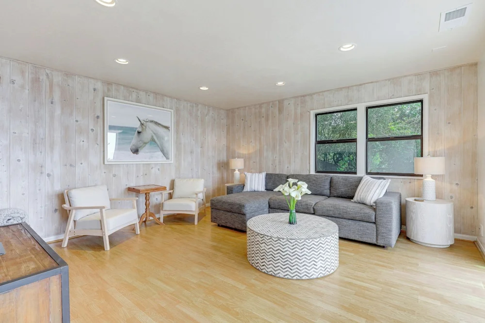 Summerland Home w/ Beach Supplies: Walk to Beach!