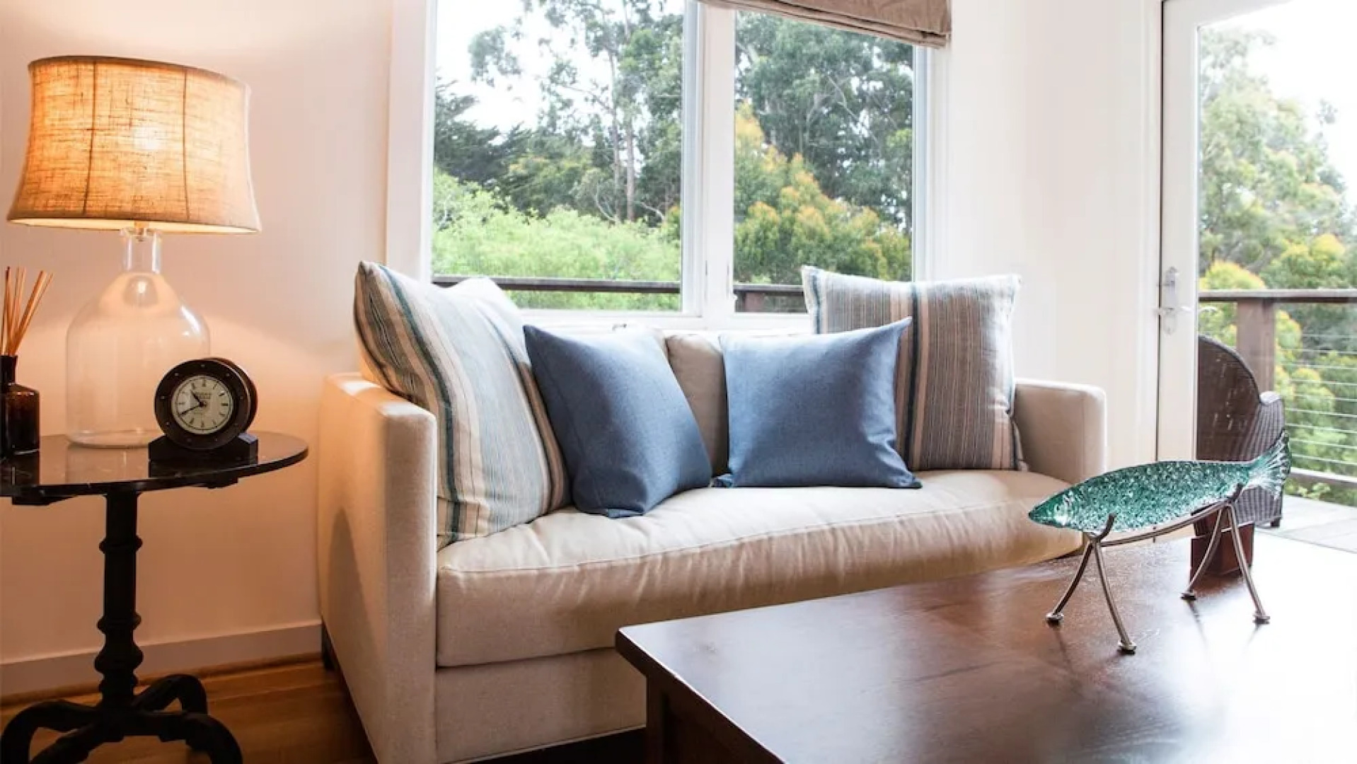 The Harbor House Inn