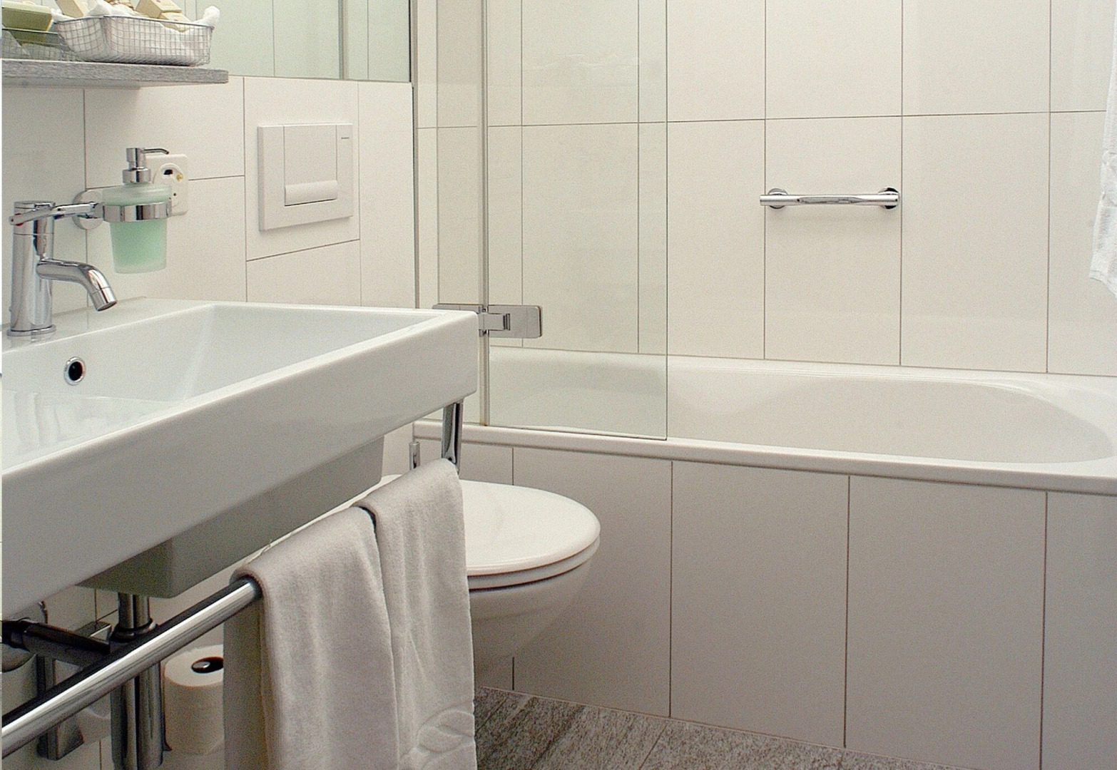 Отель Hauser Swiss Quality