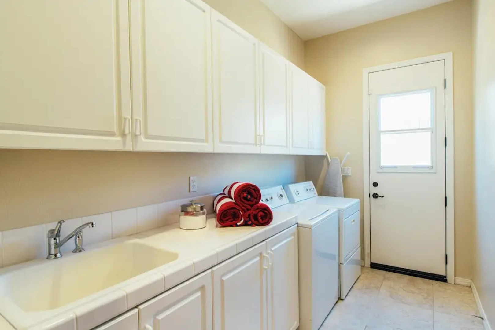 Villa Palma by AvantStay | Villa in Coachella w/ Pool & Spa | Sleeps 15!