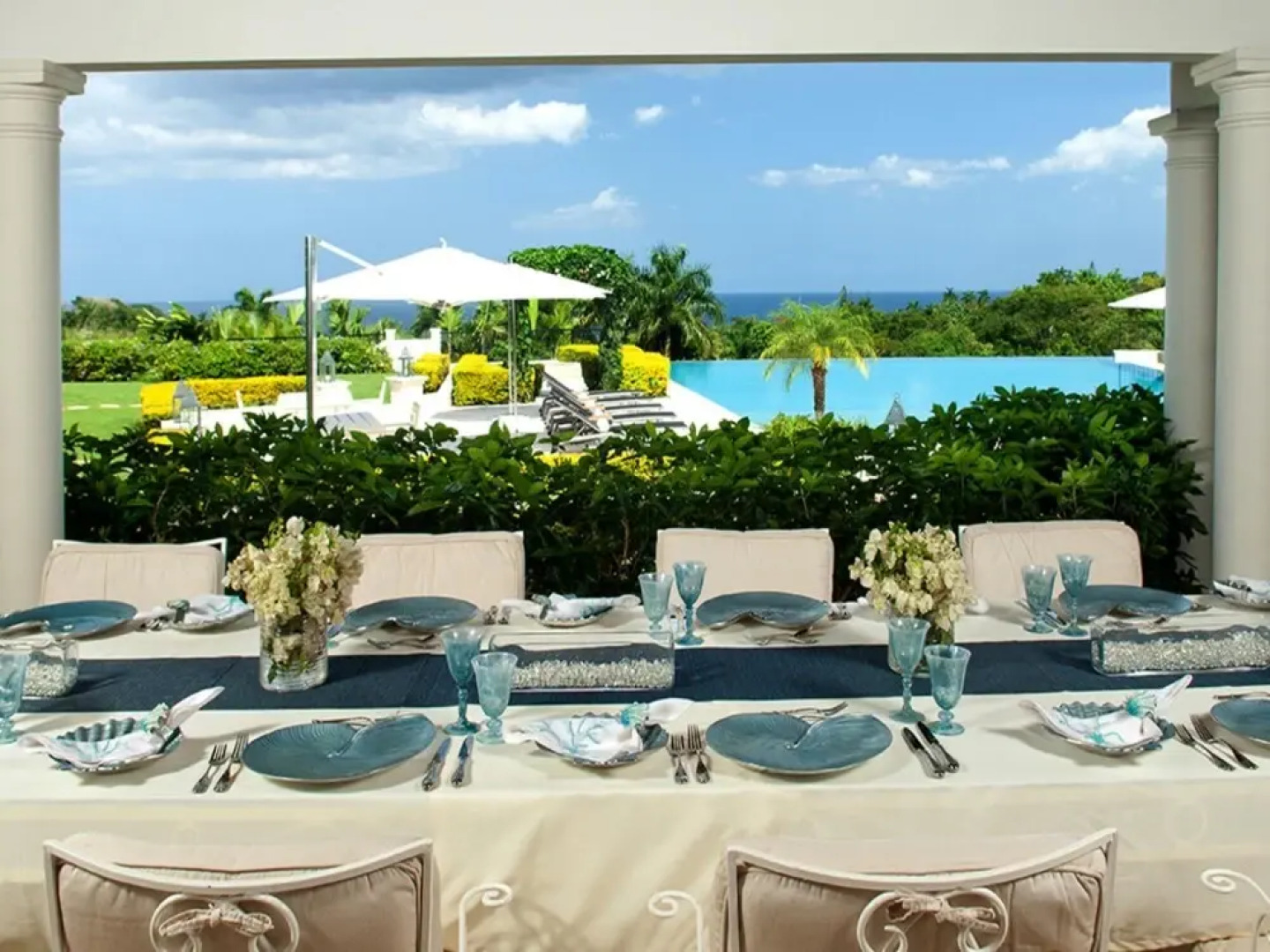 Sunny Vacation Villa 20