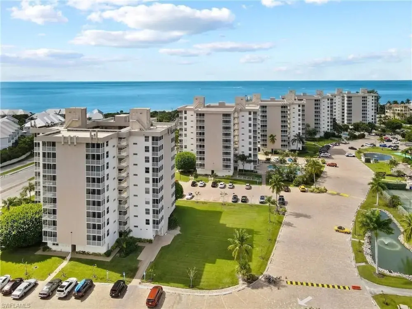Bonita Beach & Tennis Condo