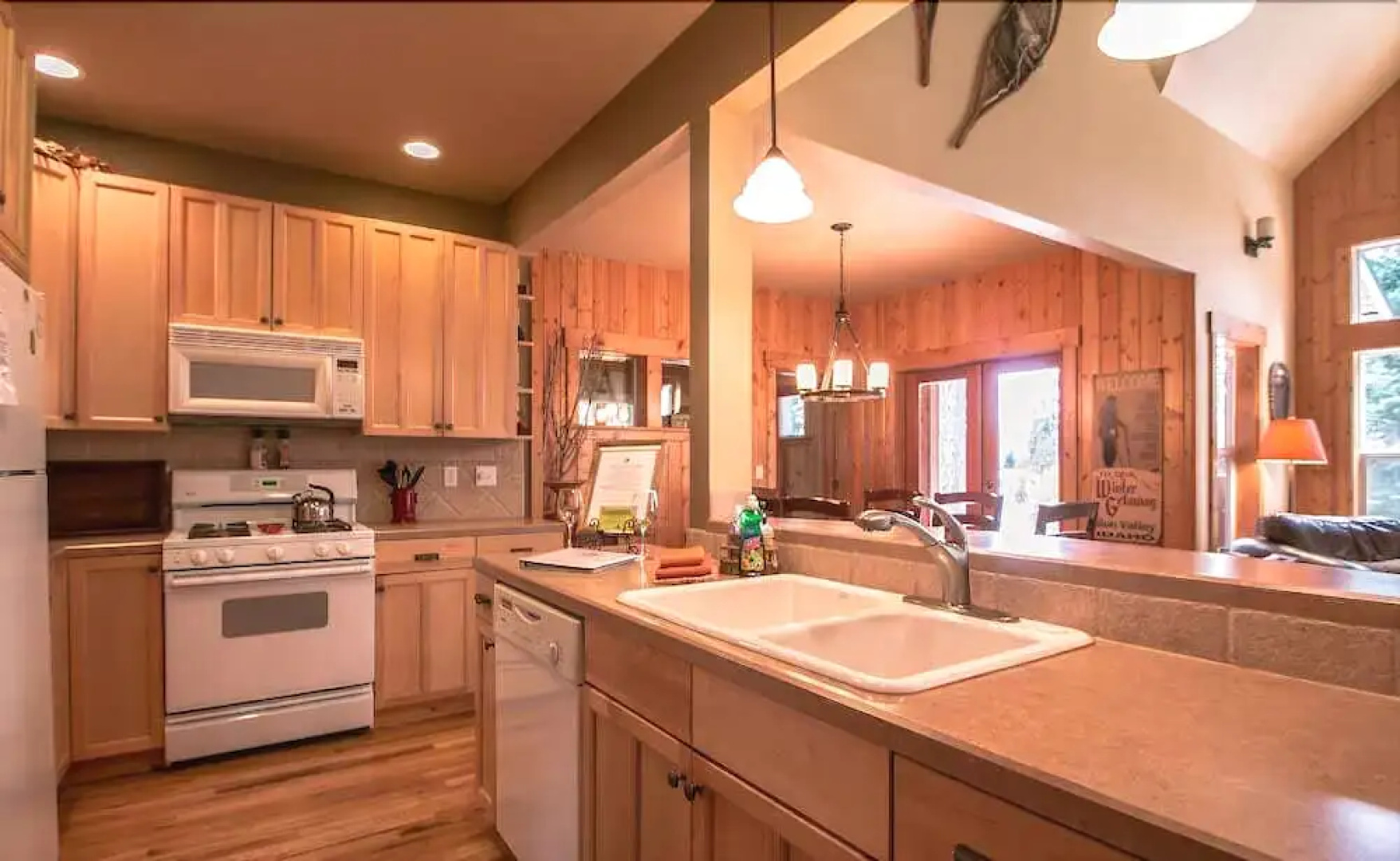 Meadow Wood Lodge in Shugart Flats