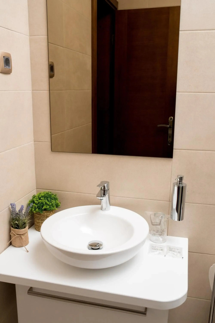 IPN APARTMENTs -MOTEL