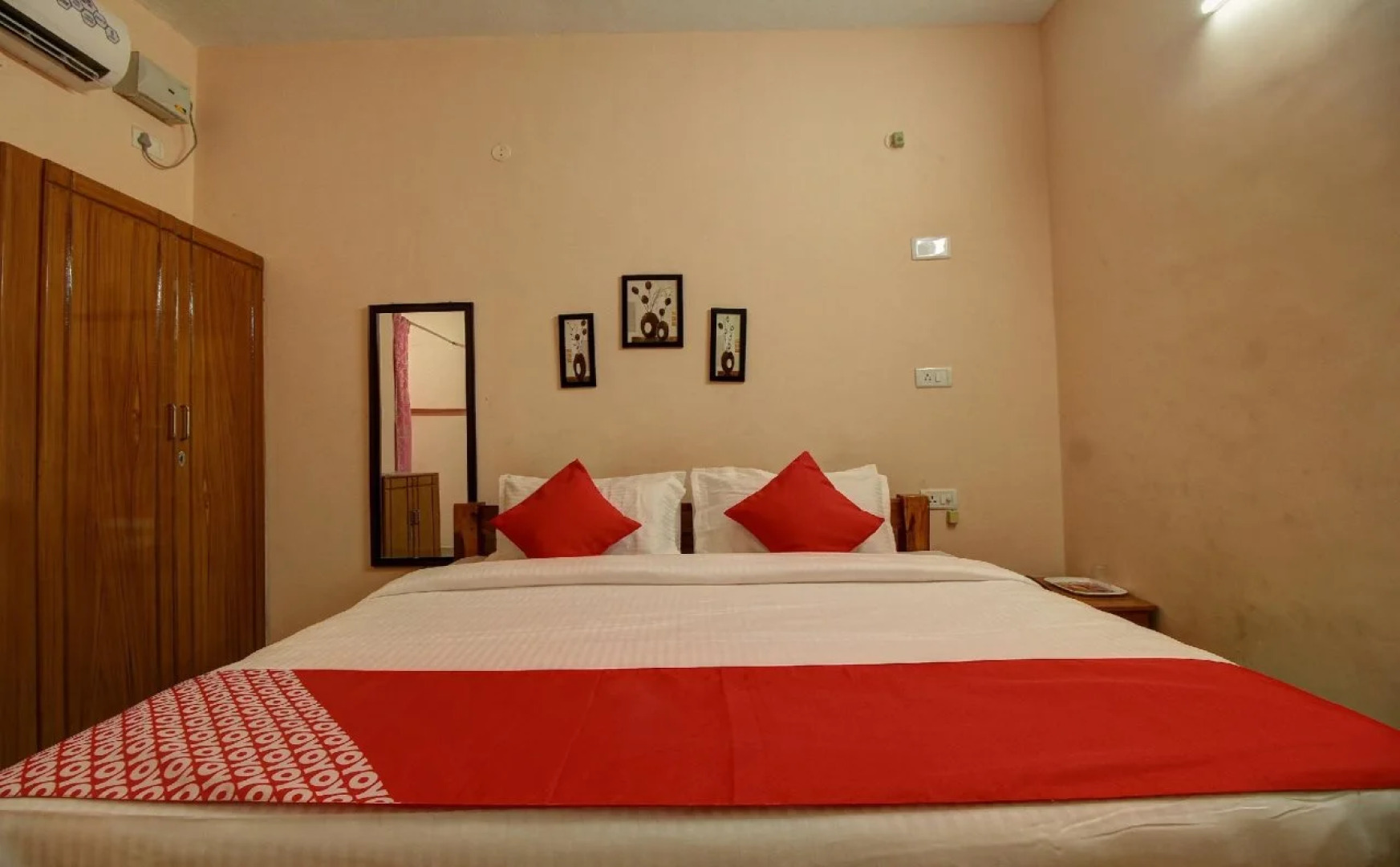 Annapoorna Residency By OYO Rooms
