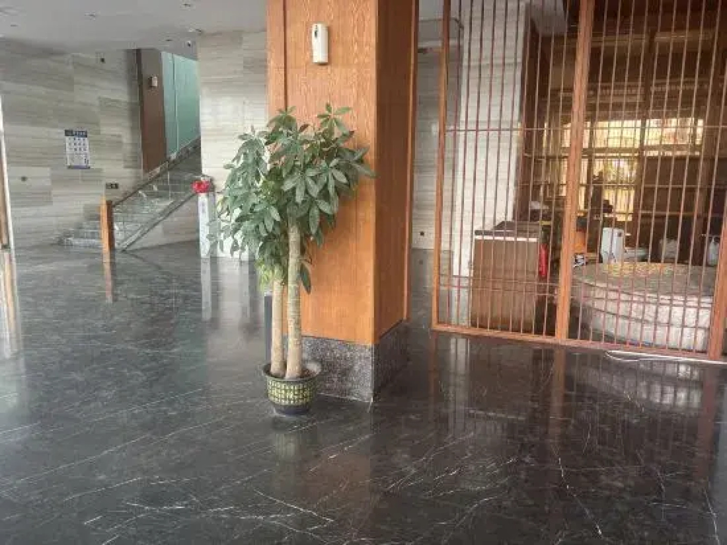 Junlun Hot Spring Hotel