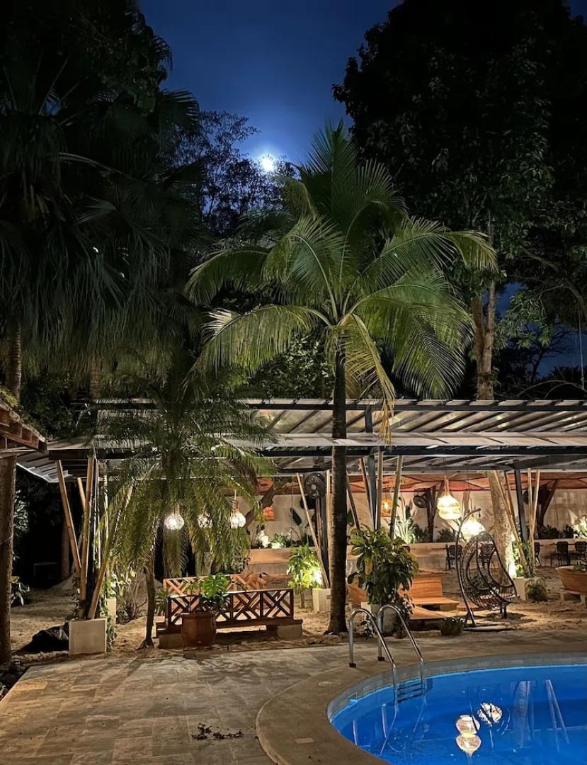 Curiol Boutique Hotel & Lounge