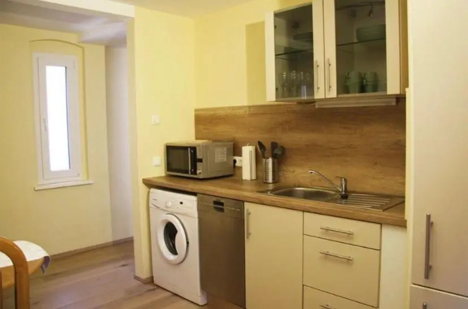 Ferienwohnung Mit Balkon in Schmolln