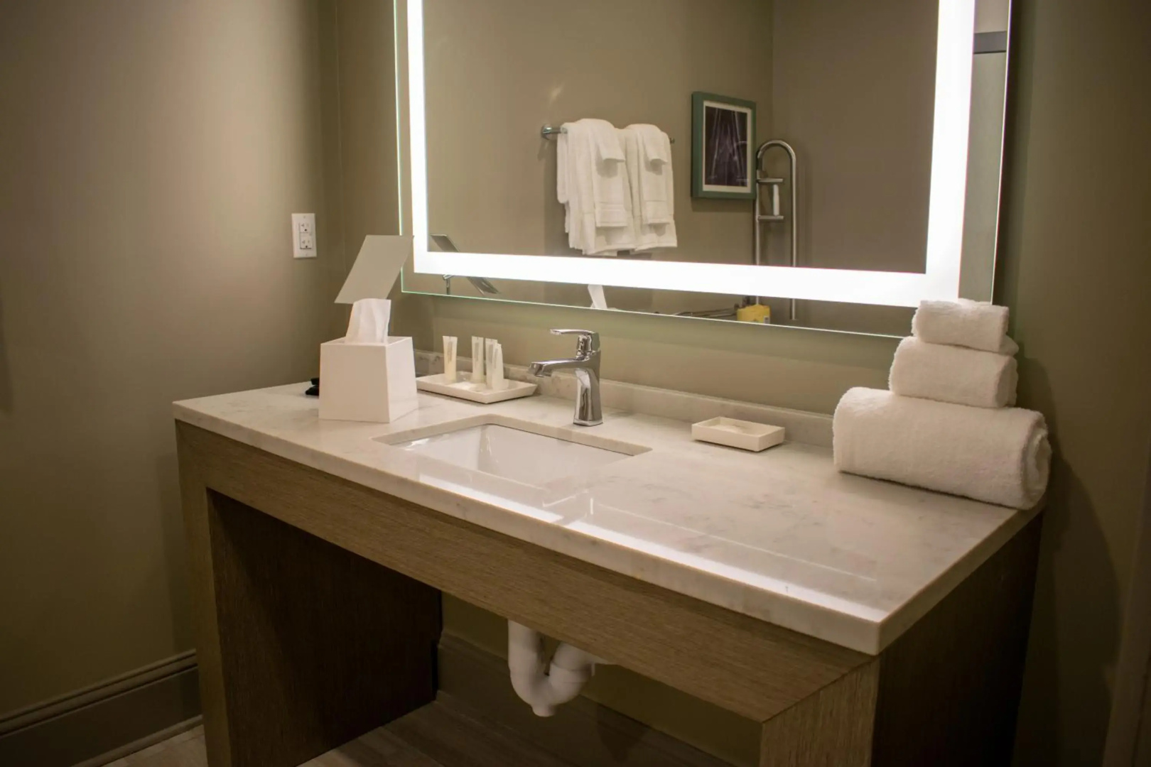 Centennial Plaza Resort Gulfport