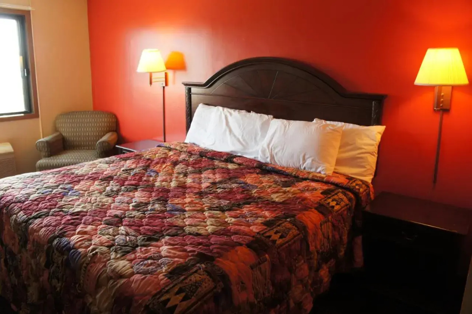 Select Inn Maple Grove