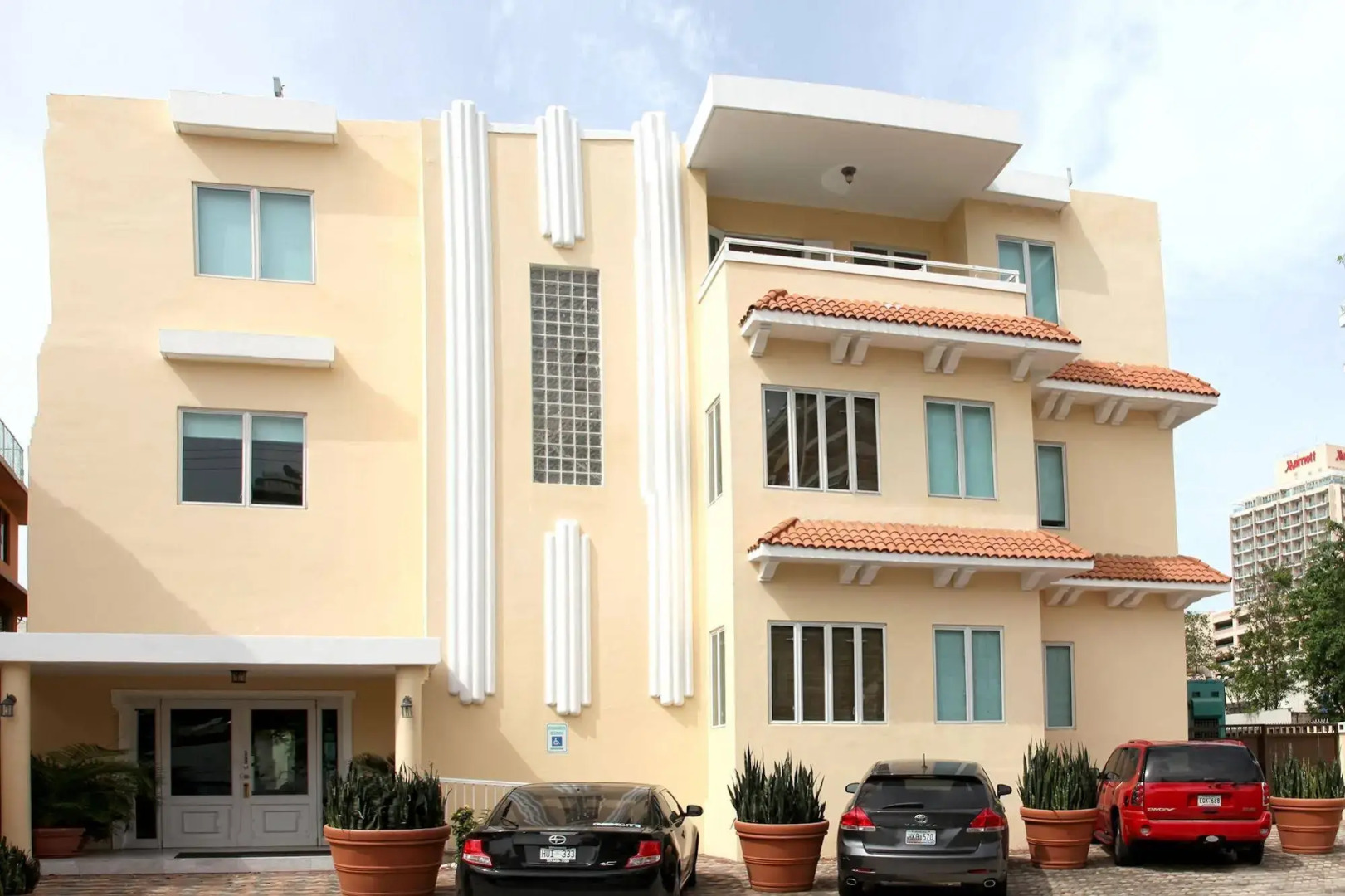 Coral Princess Hotel