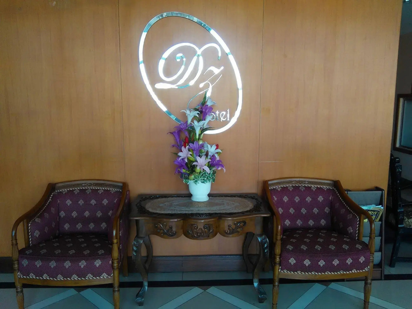 DZ Hotel
